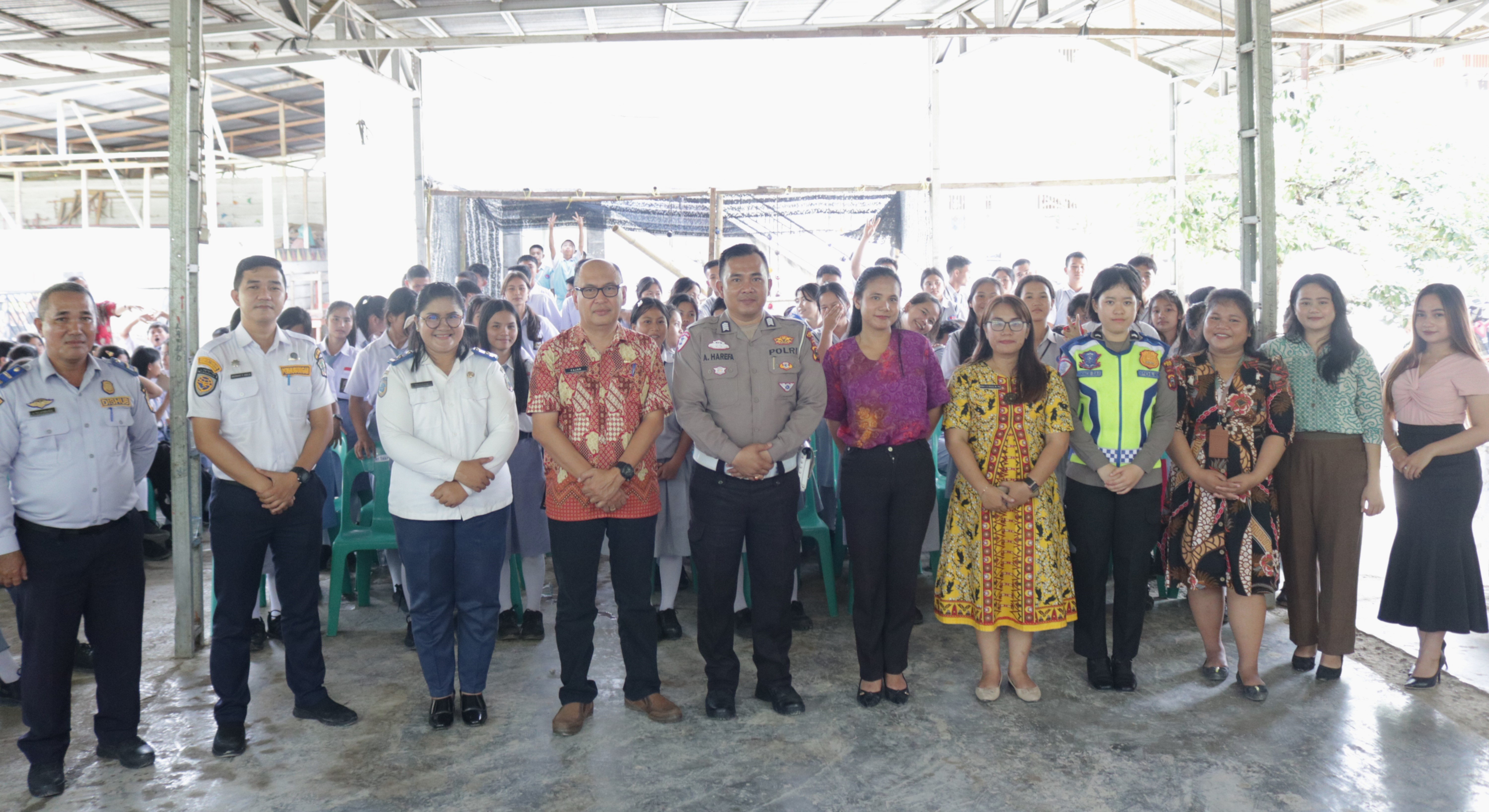SOSIALISASI KESELAMATAN LALU LINTAS BAGI KELOMPOK USIA SEKOLAH DI SMA SWASTA NURANI PELITA AGUNG (NUPELA) KECAMATAN GIDO